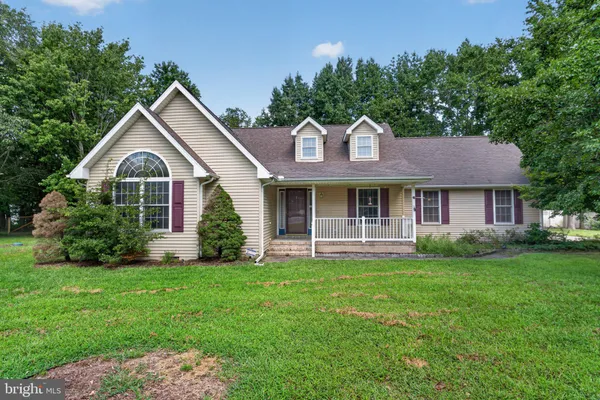 $295,000 | 33083 Forest Knoll Drive, Laurel, DE 19956