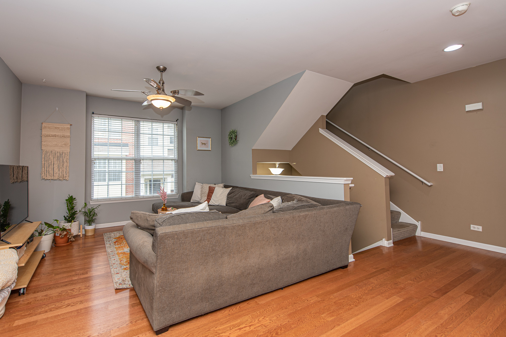 4333 Timber Ridge Court Joliet, IL 60431 - Photo 4 of 21