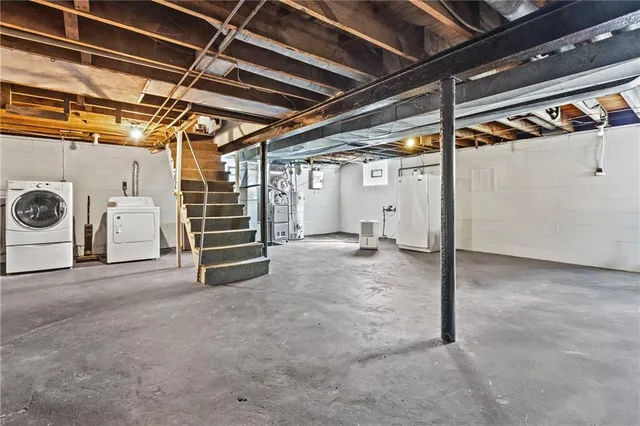 $184,900 | 118 Oak Spring Road, Canonsburg, PA 15317