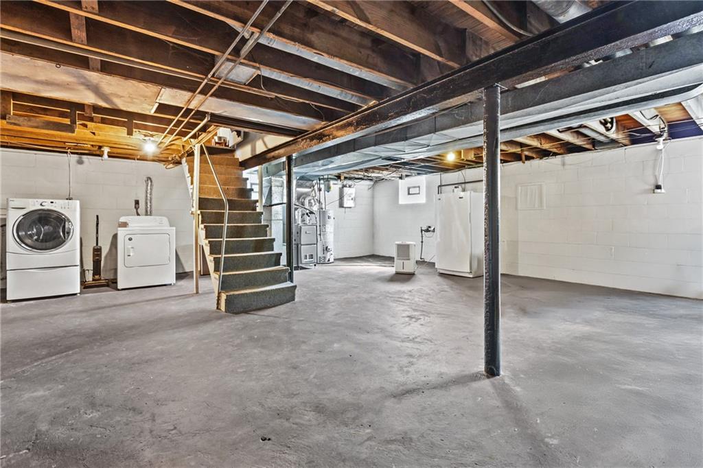 118 Oak Spring Road Canonsburg, PA 15317 - Photo 25 of 32 Built-in shelving provides extra storage and organization space.