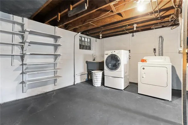 $184,900 | 118 Oak Spring Road, Canonsburg, PA 15317