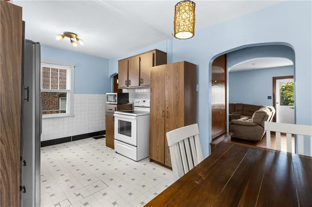 $184,900 | 118 Oak Spring Road, Canonsburg, PA 15317