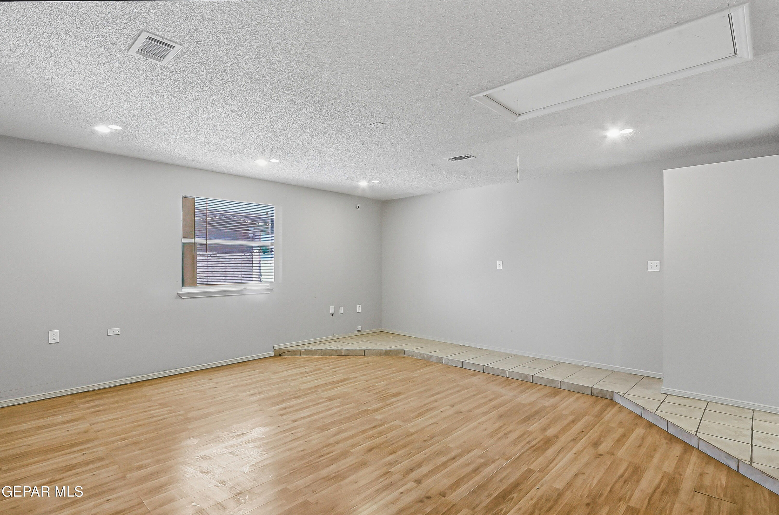 12353 Tierra Apache Road El Paso, TX 79938 - Photo 10 of 33 26-print-IMG_5746