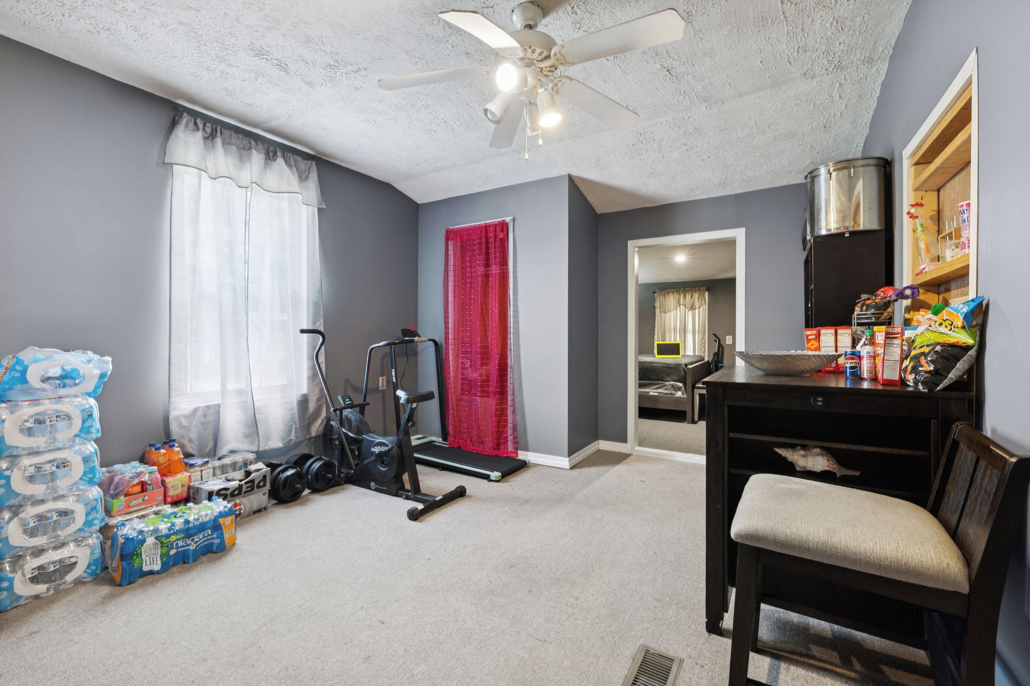 942 Fay Creek Road Wartrace, TN 37183 - Photo 38 of 68 a room with furniture and a chandelier fan