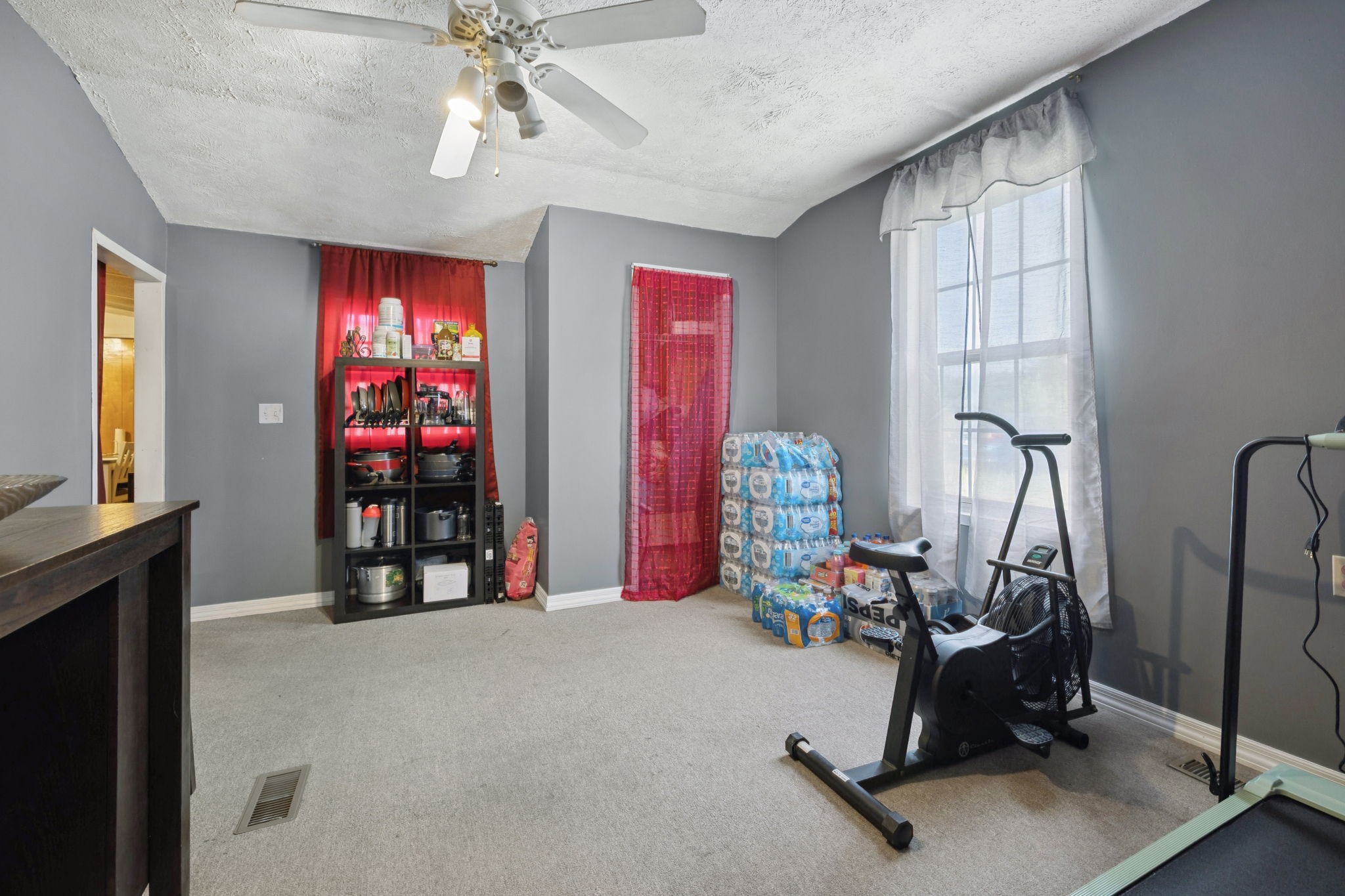 942 Fay Creek Road Wartrace, TN 37183 - Photo 39 of 68 a view of a room with gym equipment