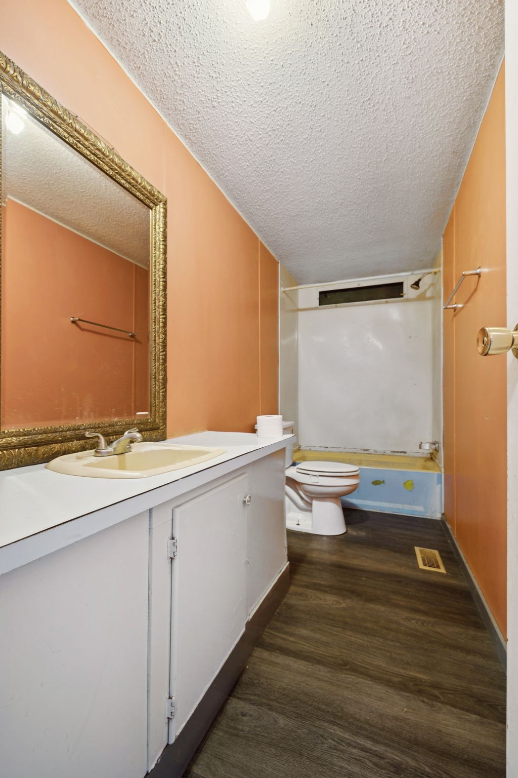 942 Fay Creek Road Wartrace, TN 37183 - Photo 53 of 68 a bathroom with a sink and a mirror