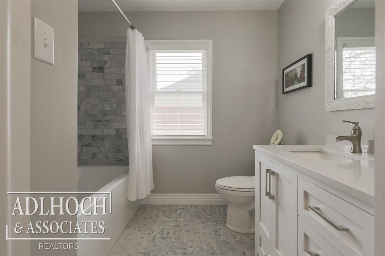 460 Fisher Road Grosse Pointe Farms, MI 48230 - Photo 18 of 22