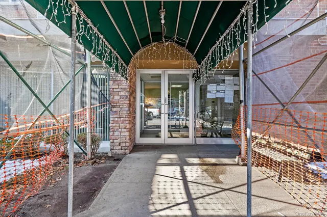 a view of entrance gate of the house