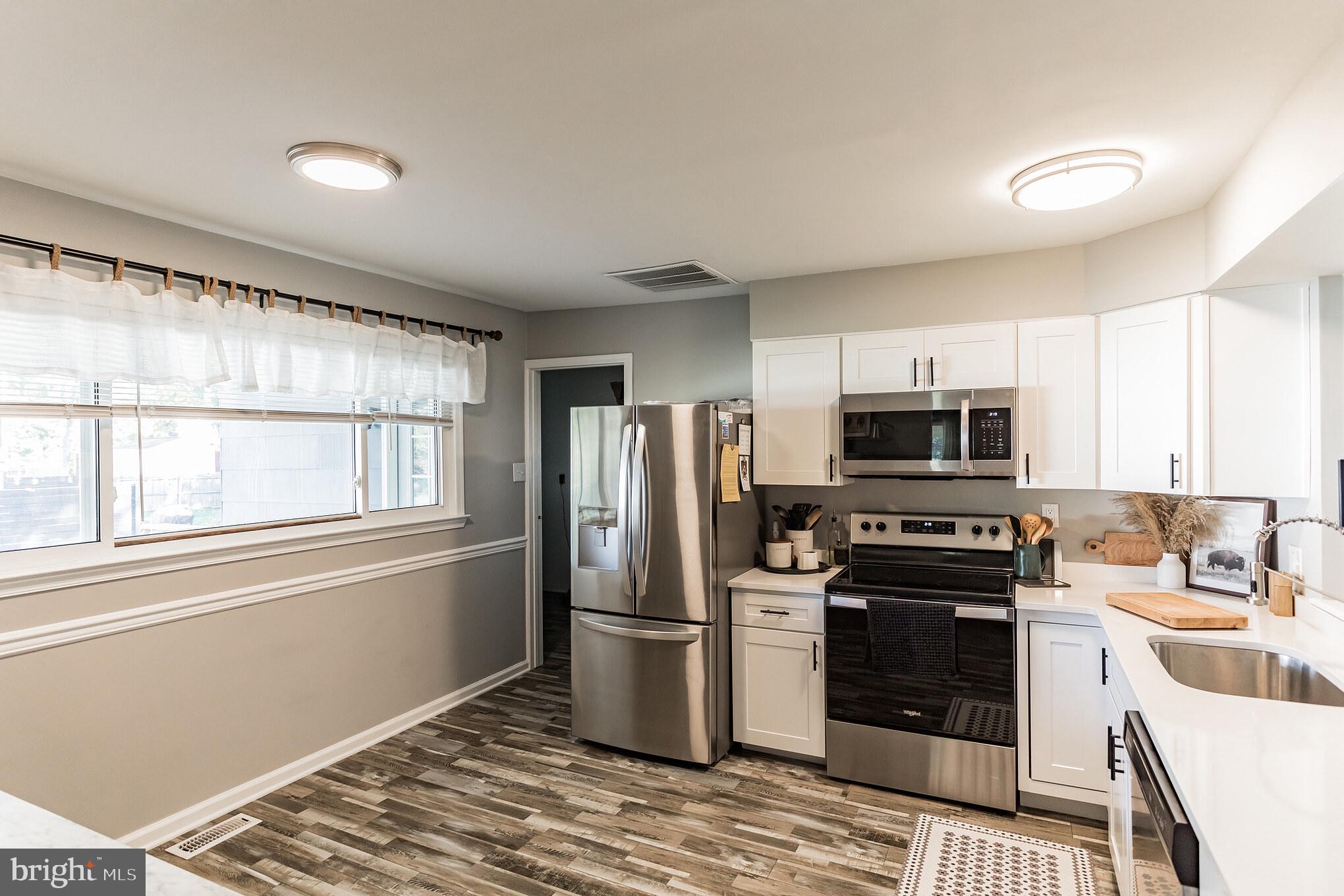 304 Lily Lane Cherry Hill, NJ 08003 - Photo 11 of 30