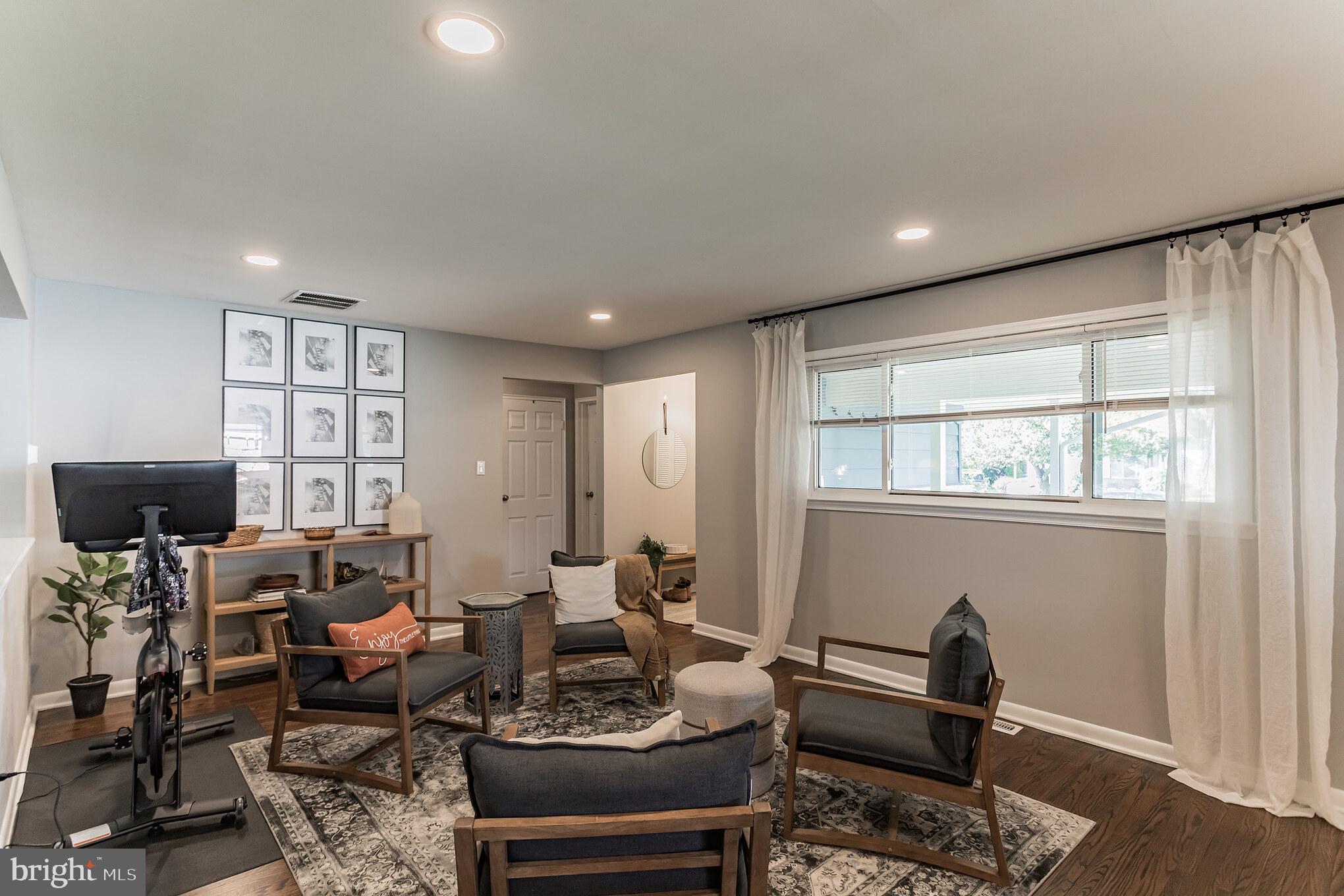 304 Lily Lane Cherry Hill, NJ 08003 - Photo 7 of 30