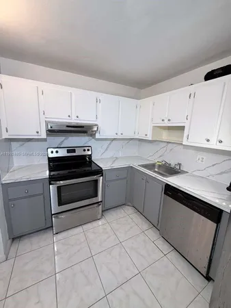 $1,600 | 1200 Northeast Miami Gardens Drive, Unit 504W, Miami, FL 33179
