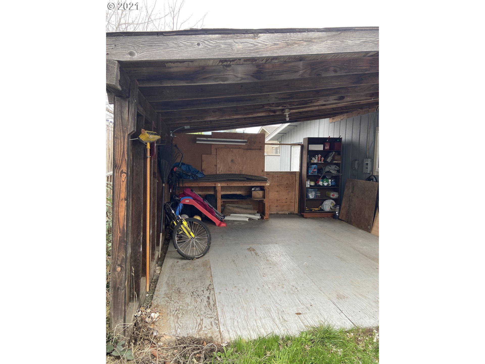 311 Maple Street Riddle, OR 97469 - Photo 21 of 24
