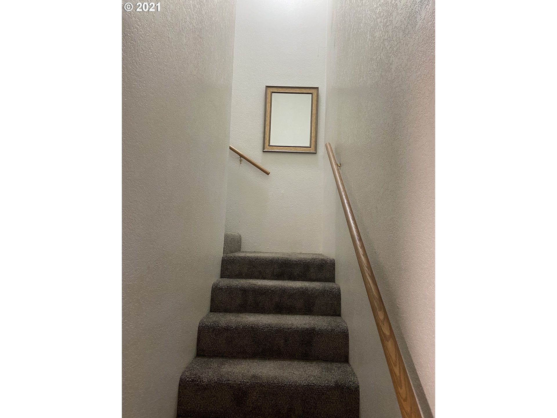 311 Maple Street Riddle, OR 97469 - Photo 8 of 24