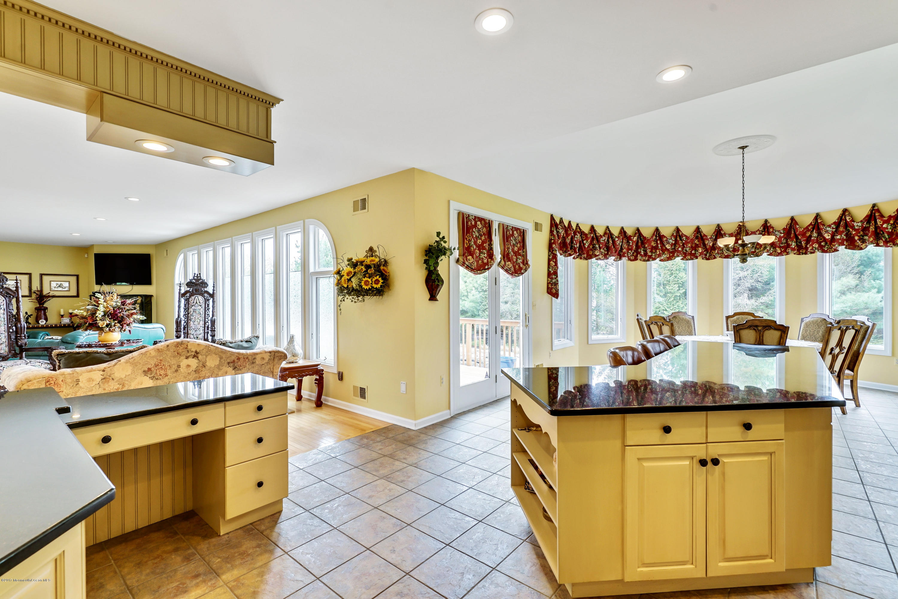 1 Old Stable Way Colts Neck, NJ 07722 - Photo 16 of 32 42