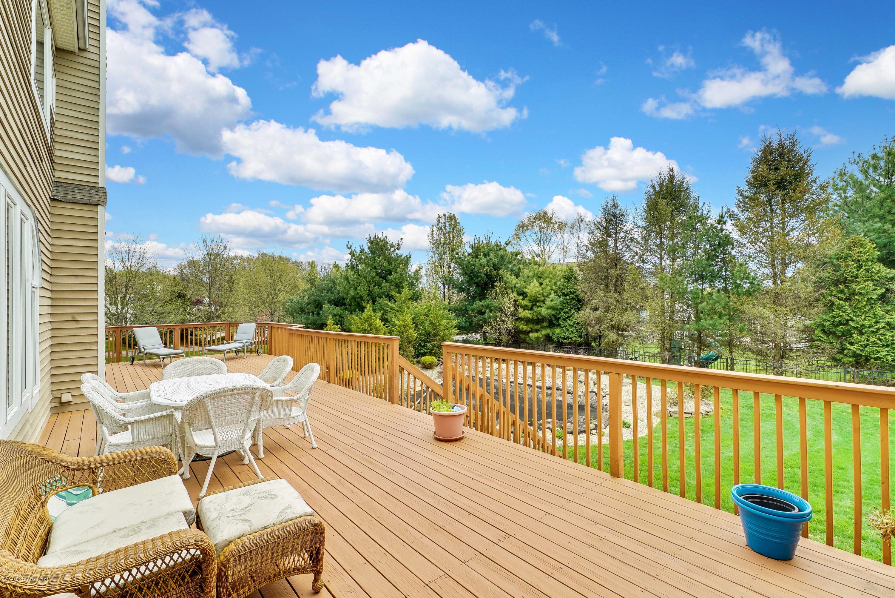 1 Old Stable Way Colts Neck, NJ 07722 - Photo 29 of 32 76