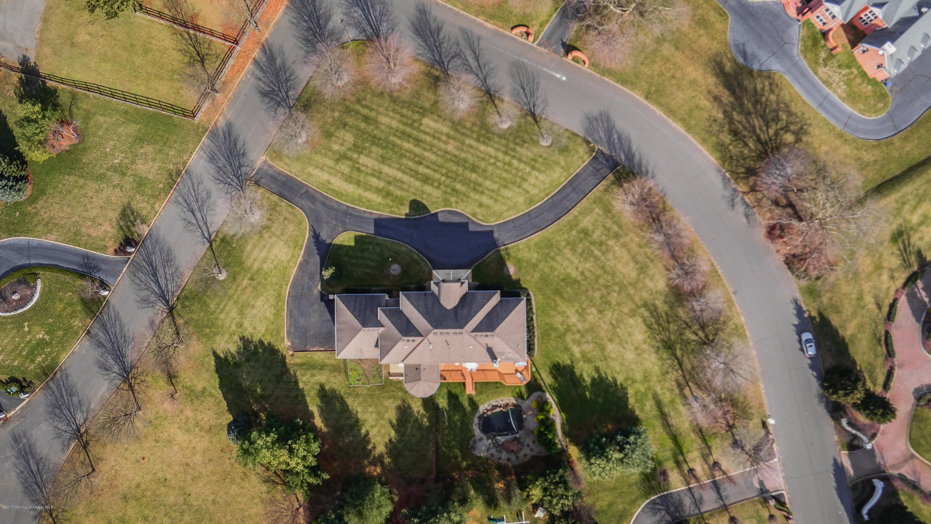 1 Old Stable Way Colts Neck, NJ 07722 - Photo 31 of 32 84