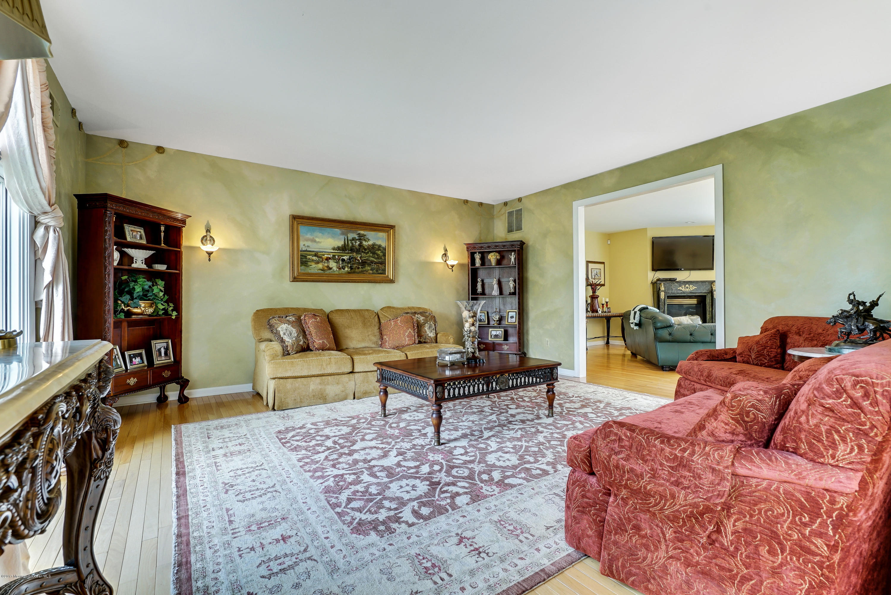1 Old Stable Way Colts Neck, NJ 07722 - Photo 7 of 32 28