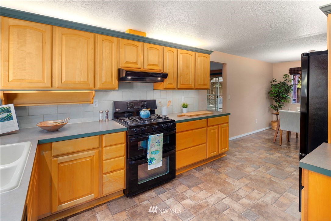 1019 South 31st Court Renton, WA 98055 - Photo 9 of 29 Gallery Image 9