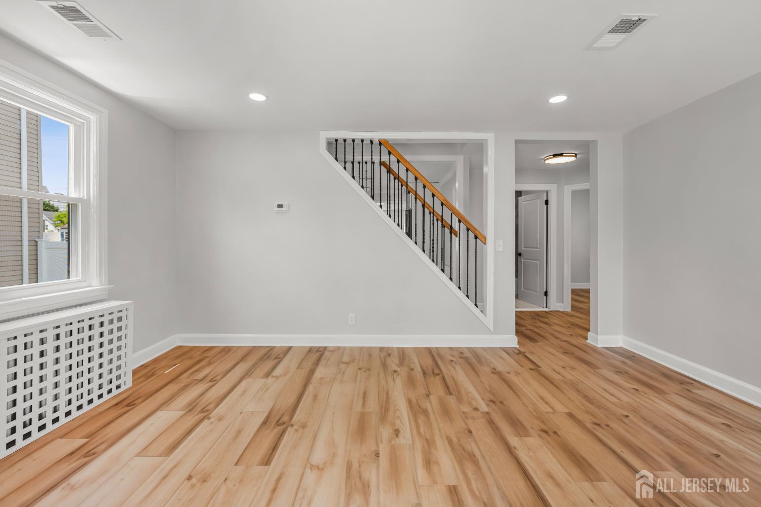 234 Old Road Sewaren, NJ 07077 - Photo 11 of 40