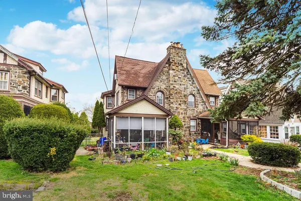 $450,000 | 373 Upland Way, Drexel Hill, PA 19026