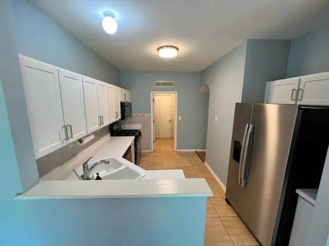 $2,650 | 1905 Golden Gate Lane, Naperville, IL 60563