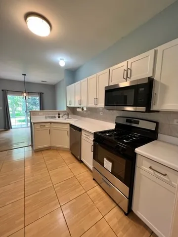 $2,650 | 1905 Golden Gate Lane, Naperville, IL 60563