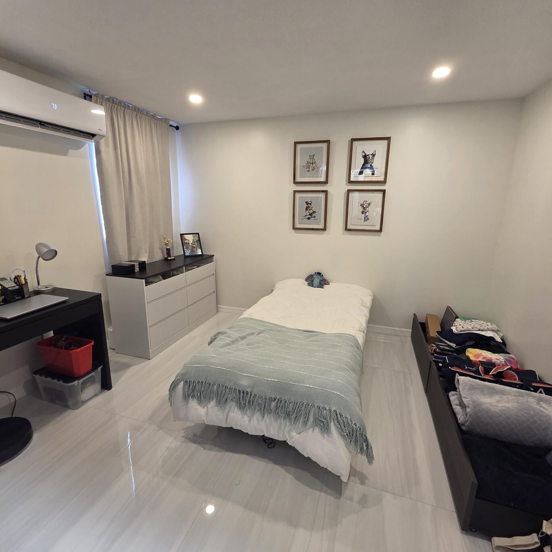 4501 Northwest 68th Street Coconut Creek, FL 33073 - Photo 21 of 44 e594d3d3-7d75-4bc4-b6d0-2adc277edb55