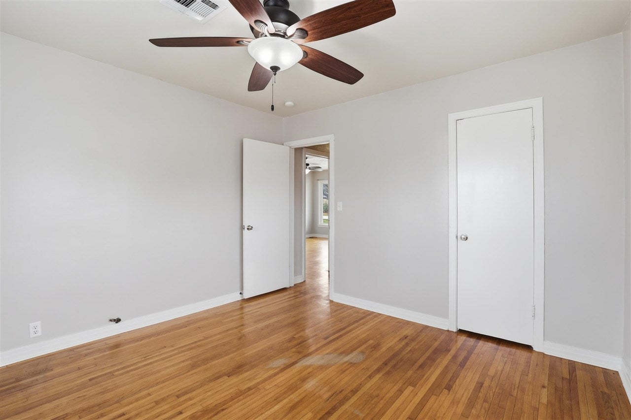 1106 Locust Street Perry, OK 73077 - Photo 23 of 33 Gallery Image 23