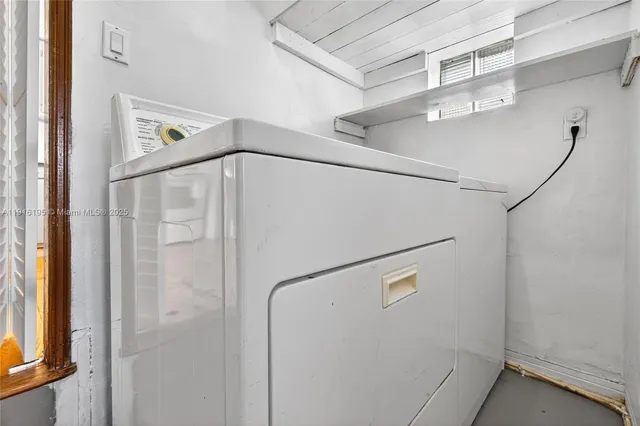 $575,000 | 60 Northwest 62nd Avenue, Miami, FL 33126