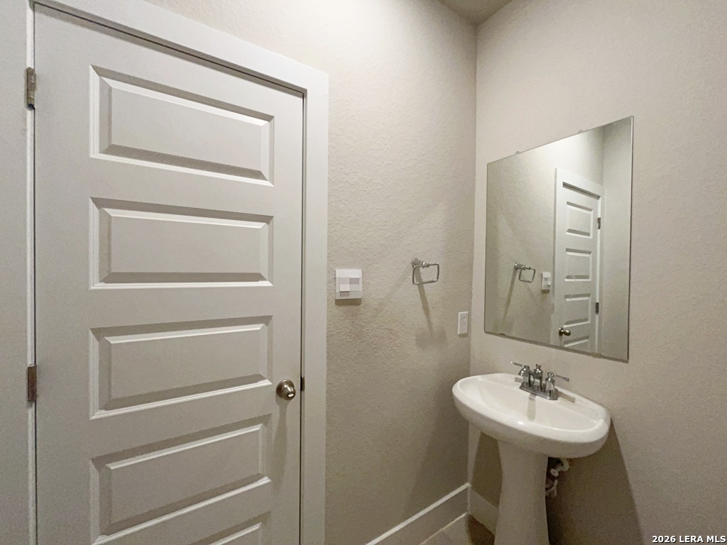 20832 Rindle Lane San Antonio, TX 78266 - Photo 41 of 54