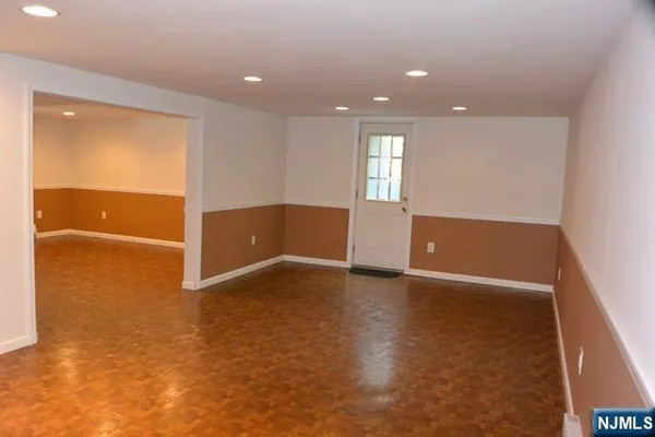 $3,400 | 382 Mayer Court, Unit 1, Ridgefield, NJ 07657