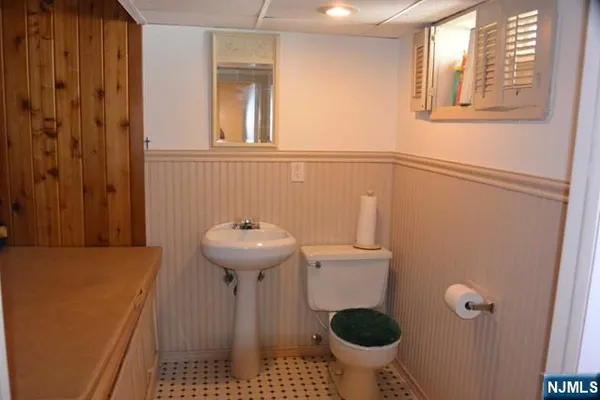 $3,400 | 382 Mayer Court, Unit 1, Ridgefield, NJ 07657