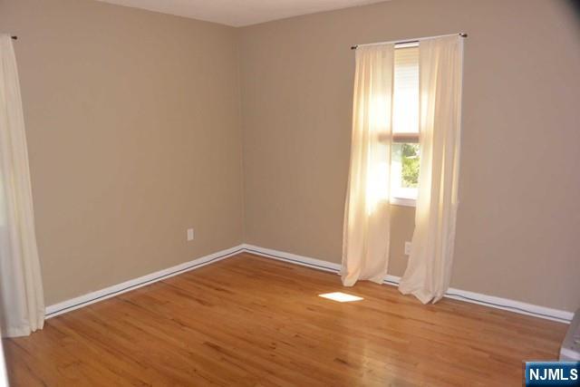 382 Mayer Court, Unit 1 Ridgefield, NJ 07657 - Photo 9 of 22