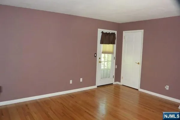 $3,400 | 382 Mayer Court, Unit 1, Ridgefield, NJ 07657