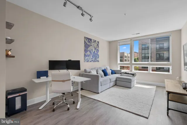 $390,000 | 145 Riverhaven Drive, Unit 405, Oxon Hill, MD 20745