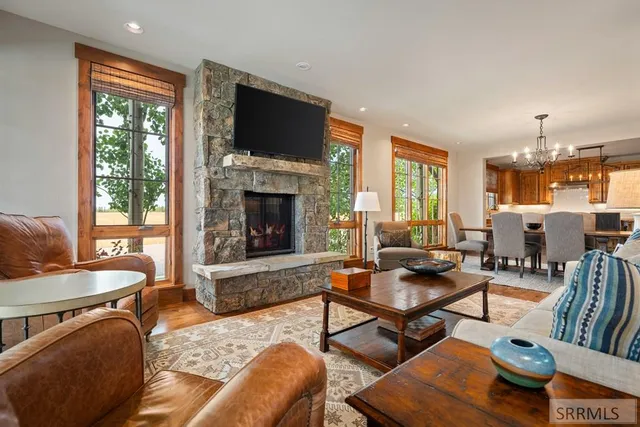 $2,685,000 | 565 Woodland Star Drive, Unit DRIVE, Driggs, ID 83422