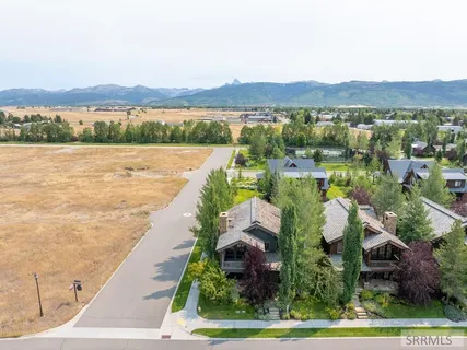 $2,685,000 | 565 Woodland Star Drive, Unit DRIVE, Driggs, ID 83422