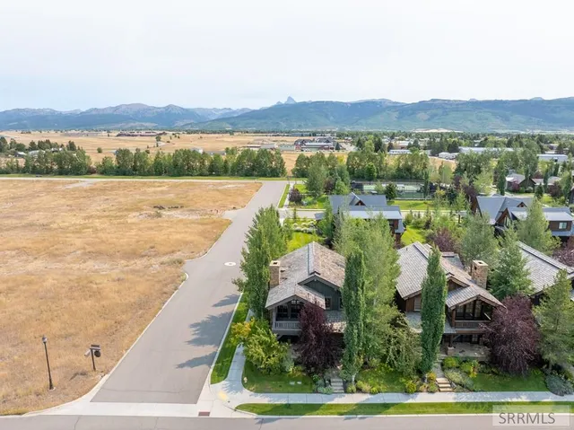$2,685,000 | 565 Woodland Star Drive, Unit DRIVE, Driggs, ID 83422
