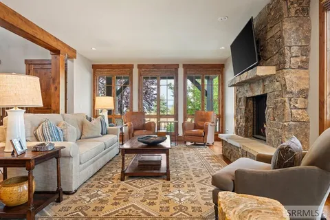 $2,685,000 | 565 Woodland Star Drive, Unit DRIVE, Driggs, ID 83422