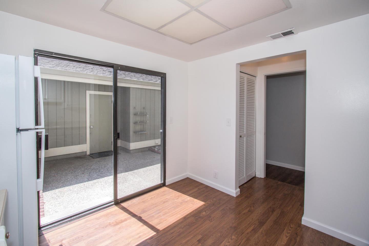 810 Juno Lane Foster City, CA 94404 - Photo 13 of 43 a view of an empty room and window