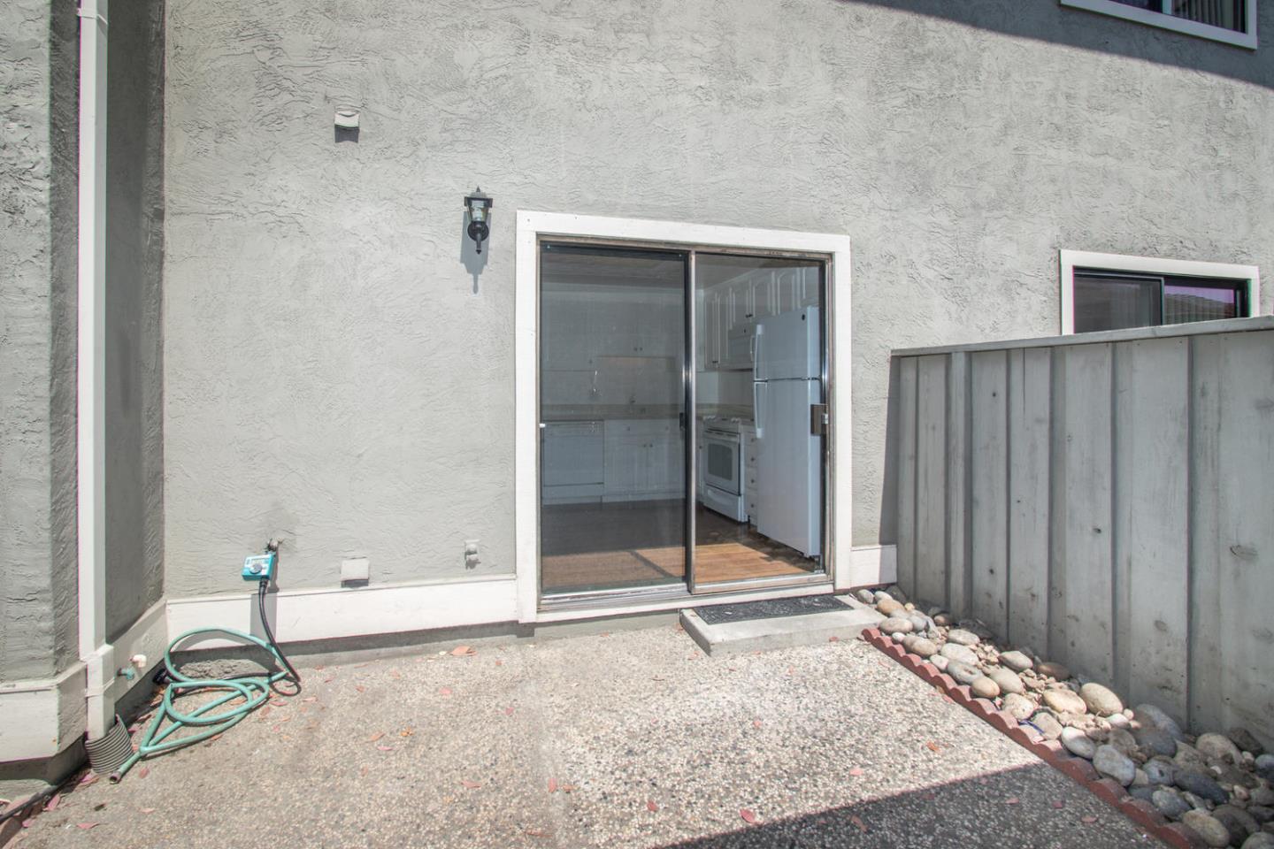 810 Juno Lane Foster City, CA 94404 - Photo 31 of 43 a view of an empty room