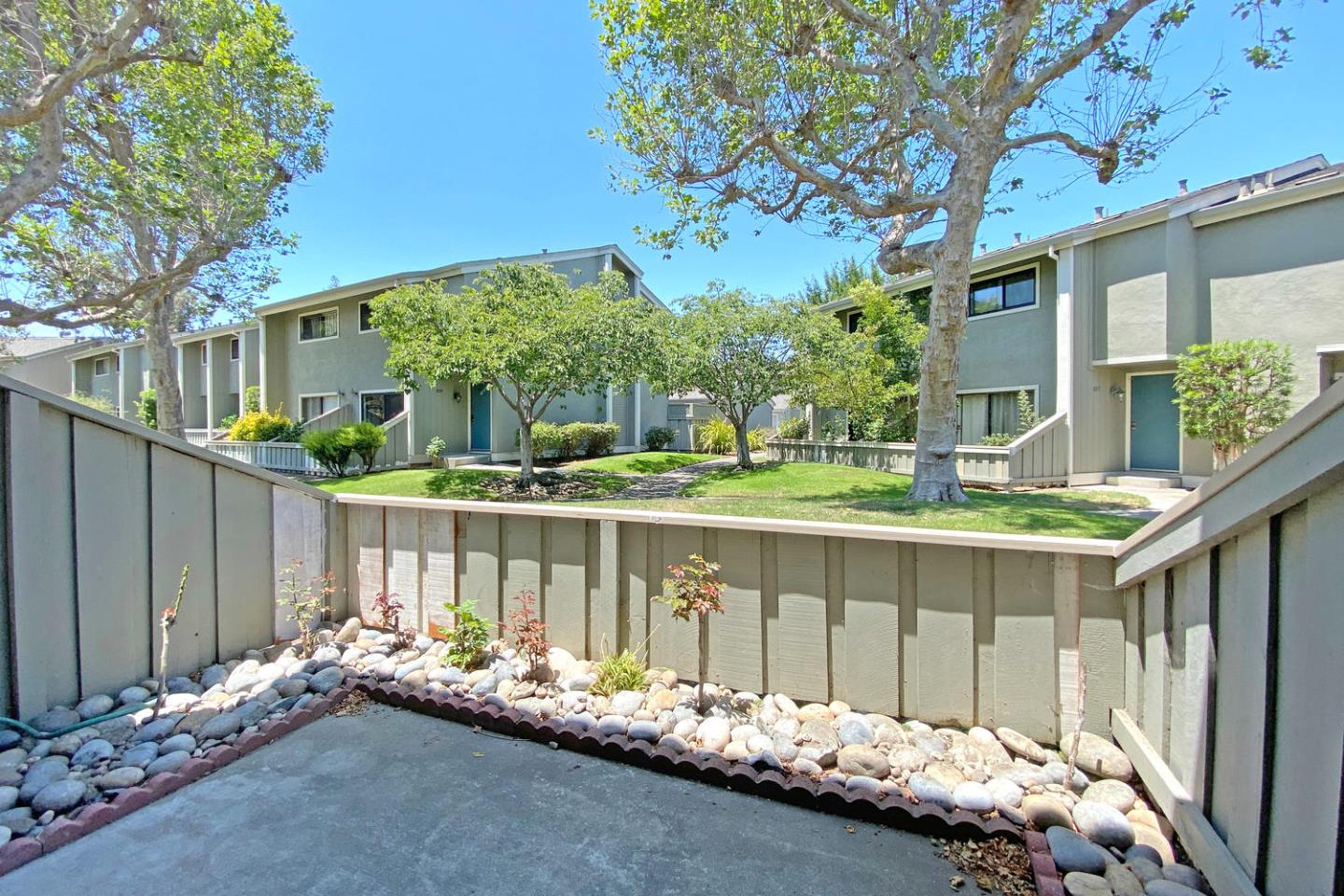 810 Juno Lane Foster City, CA 94404 - Photo 43 of 43 a front view of a house with a garden