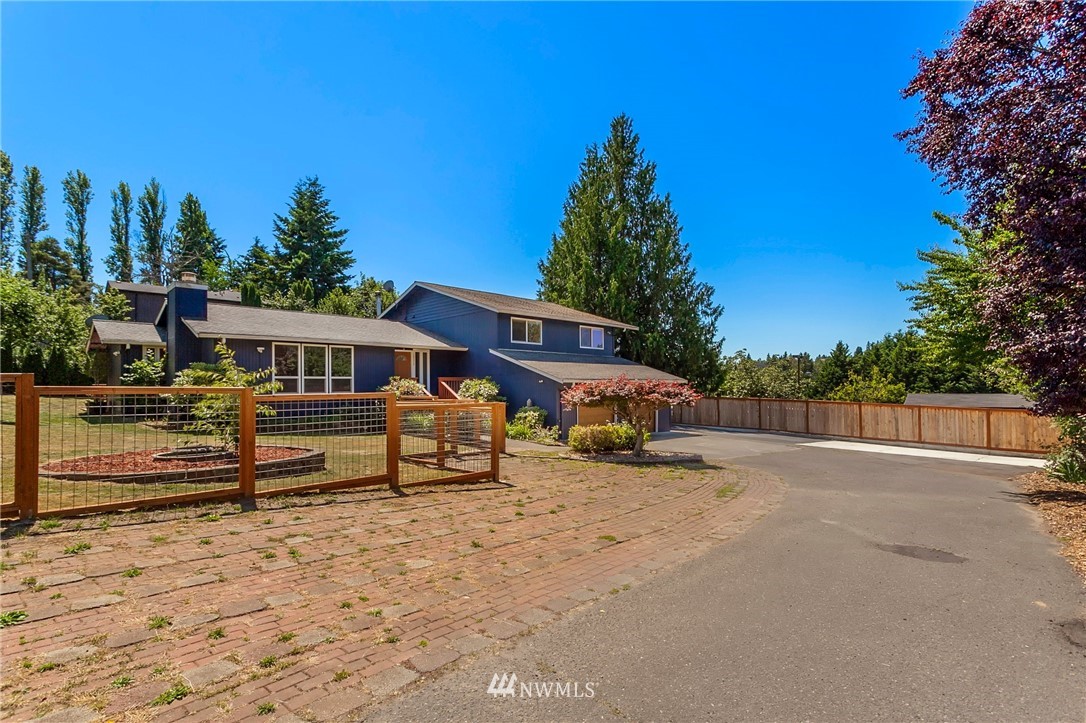 10229 26th Avenue Southwest Seattle, WA 98146 - Photo 39 of 40 Gallery Image 39