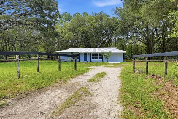 $279,900 | 20110 Northwest County Road 2054, Alachua, FL 32615