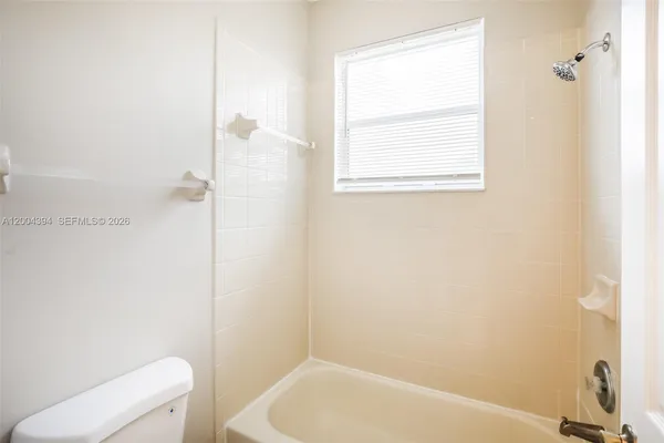 $2,010 | 2281 Northeast 42nd Circle, Homestead, FL 33033