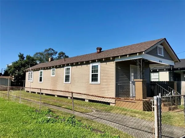$1,450 | 814 Fried Street, Gretna, LA 70053