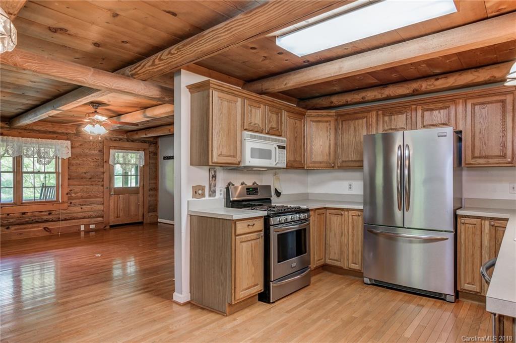70 Rock Rest Road, Unit 1 Hendersonville, NC 28739 - Photo 6 of 30 Gallery Image 6