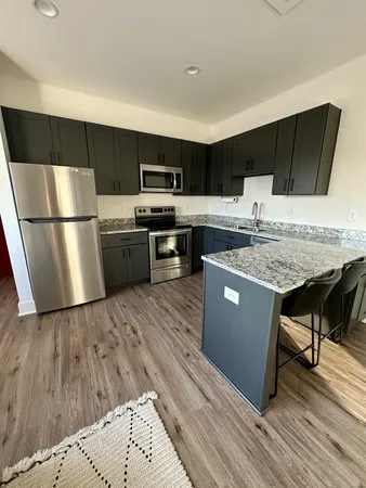 $1,250 | 432 Murfreesboro Pike, Unit 201, Nashville, TN 37210