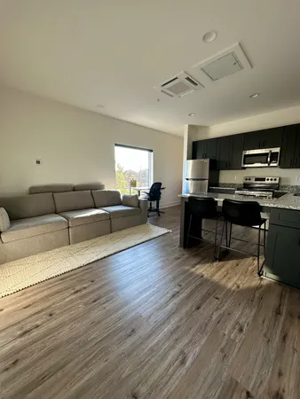 $1,250 | 432 Murfreesboro Pike, Unit 201, Nashville, TN 37210