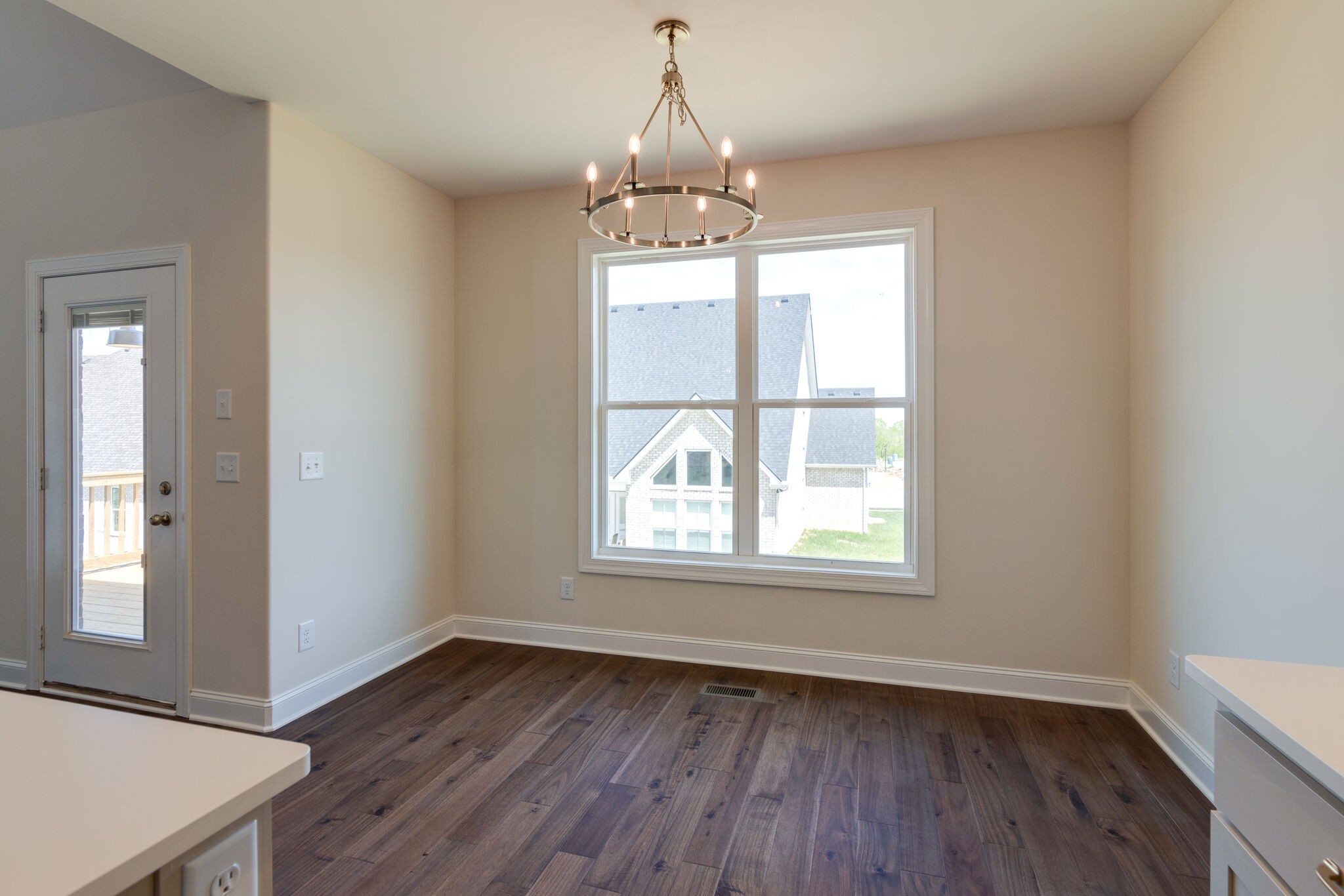 306 Chimney Ridge La Vergne, TN 37086 - Photo 13 of 34 Gallery Image 13